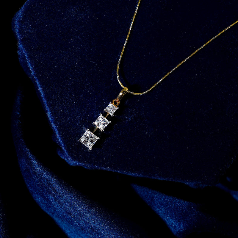 Crown of Elegance 925 Silver Pendant