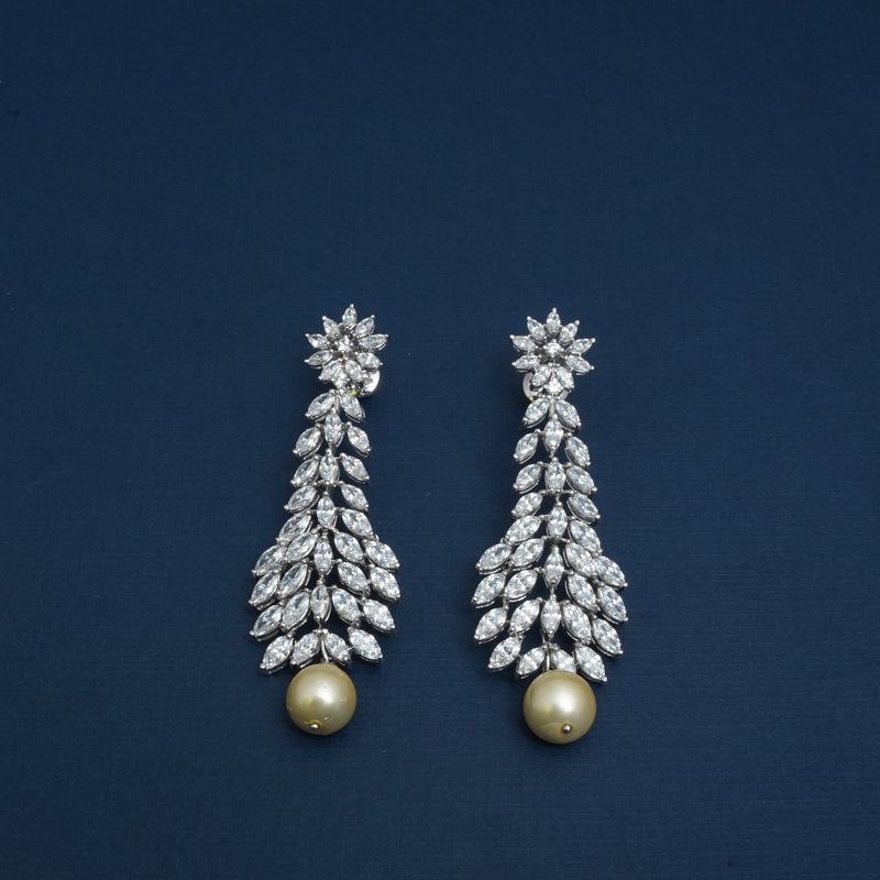 Crown of Pearl Earrings