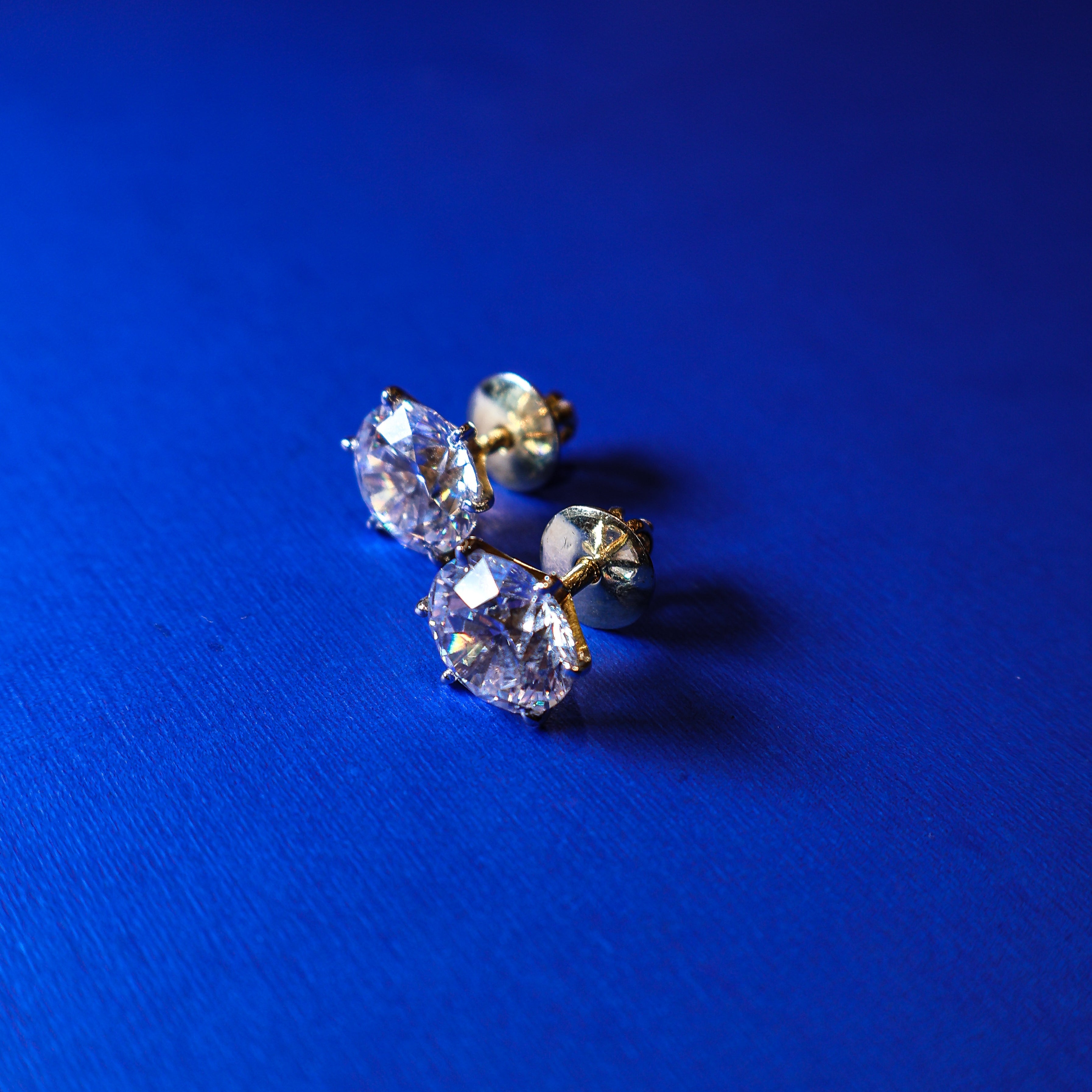 Halo Luxe Studs | Daily Wear Earning For Women