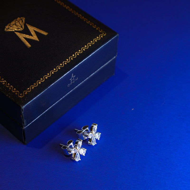 Sylva Petal Studs