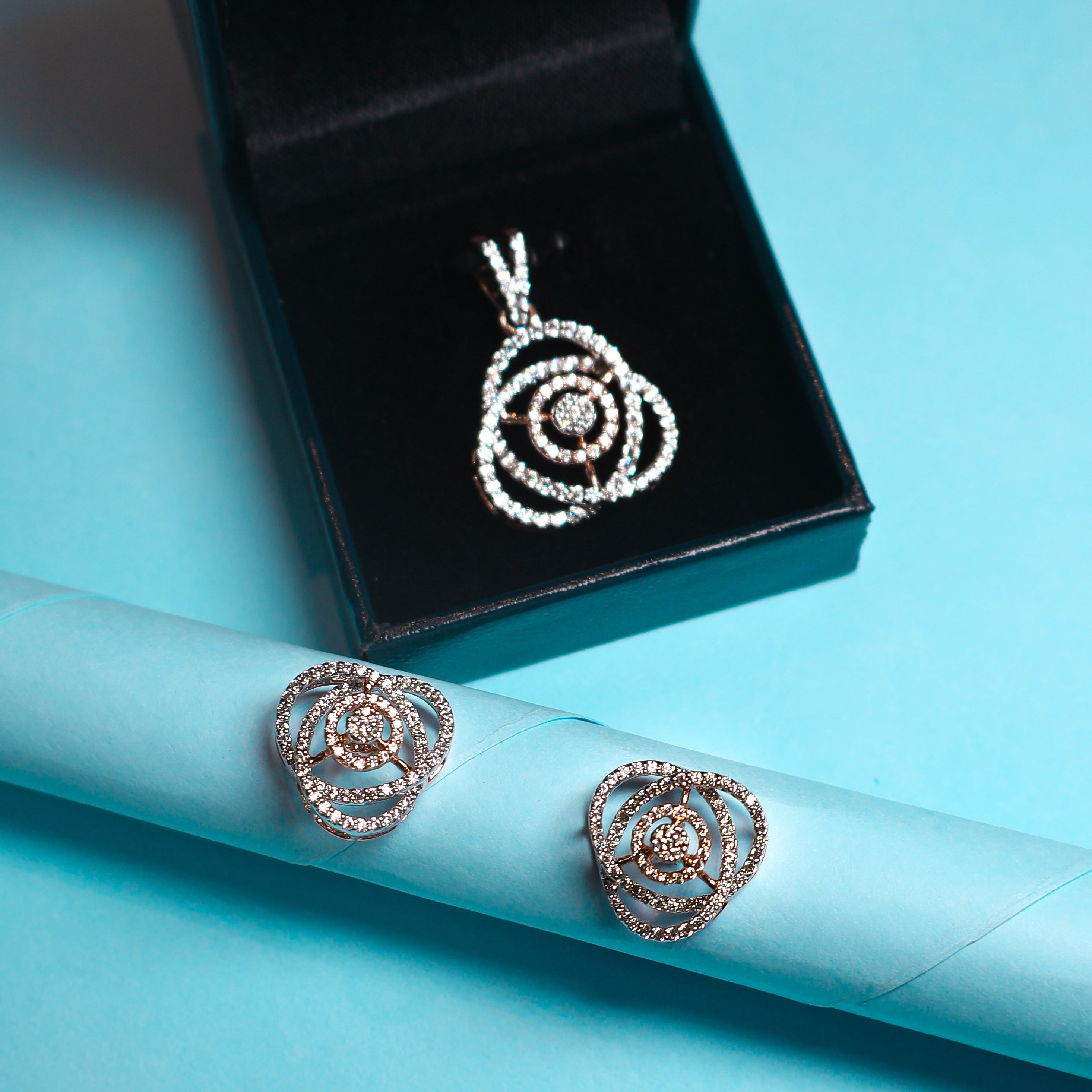 Eclipse Loop 925 Silver Pendant Set