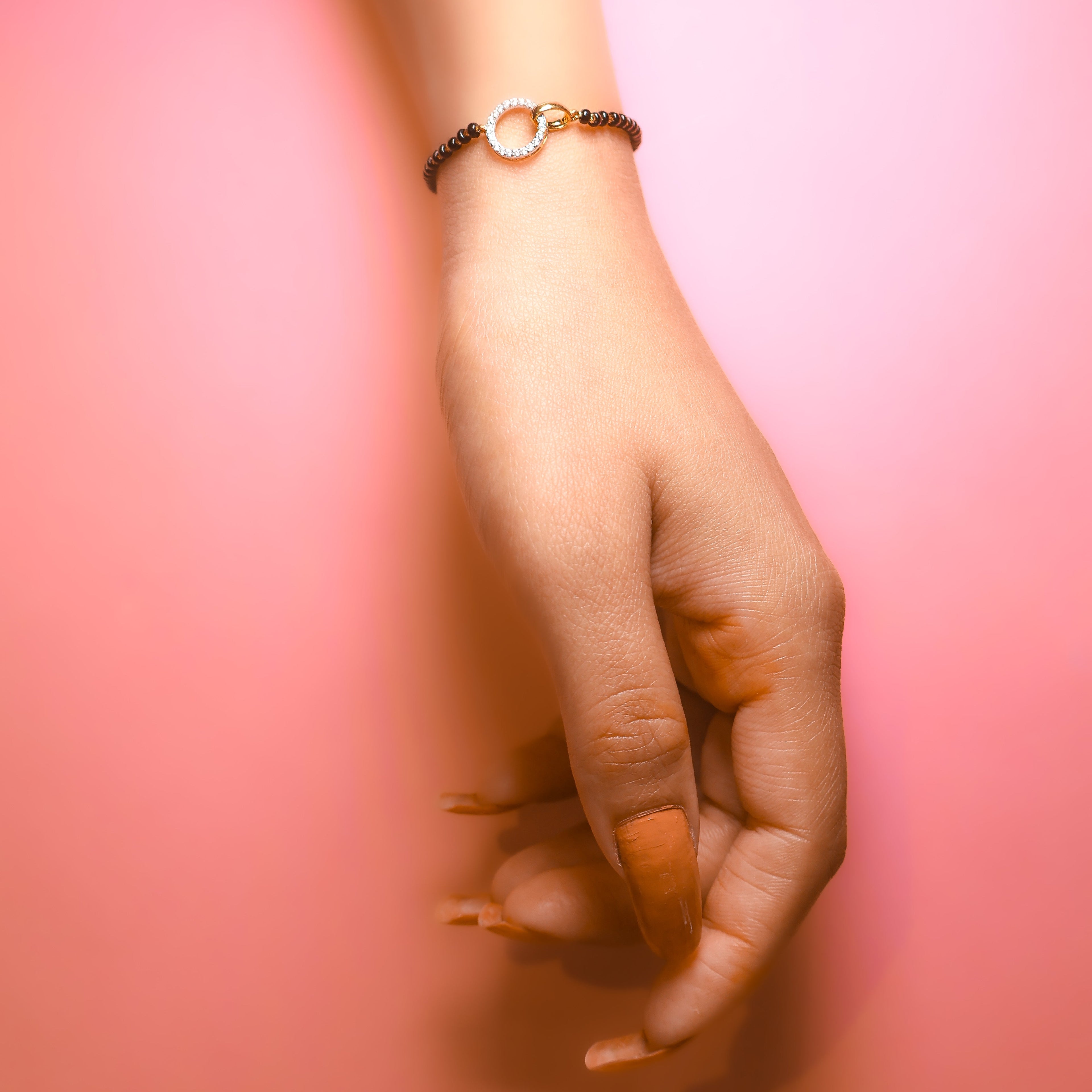 Orlina Circle Bracelet