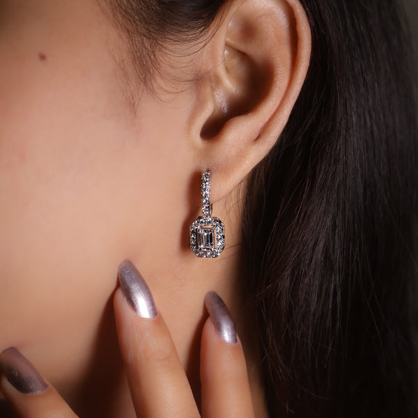 Vanta Grace 925 Silver Earrings
