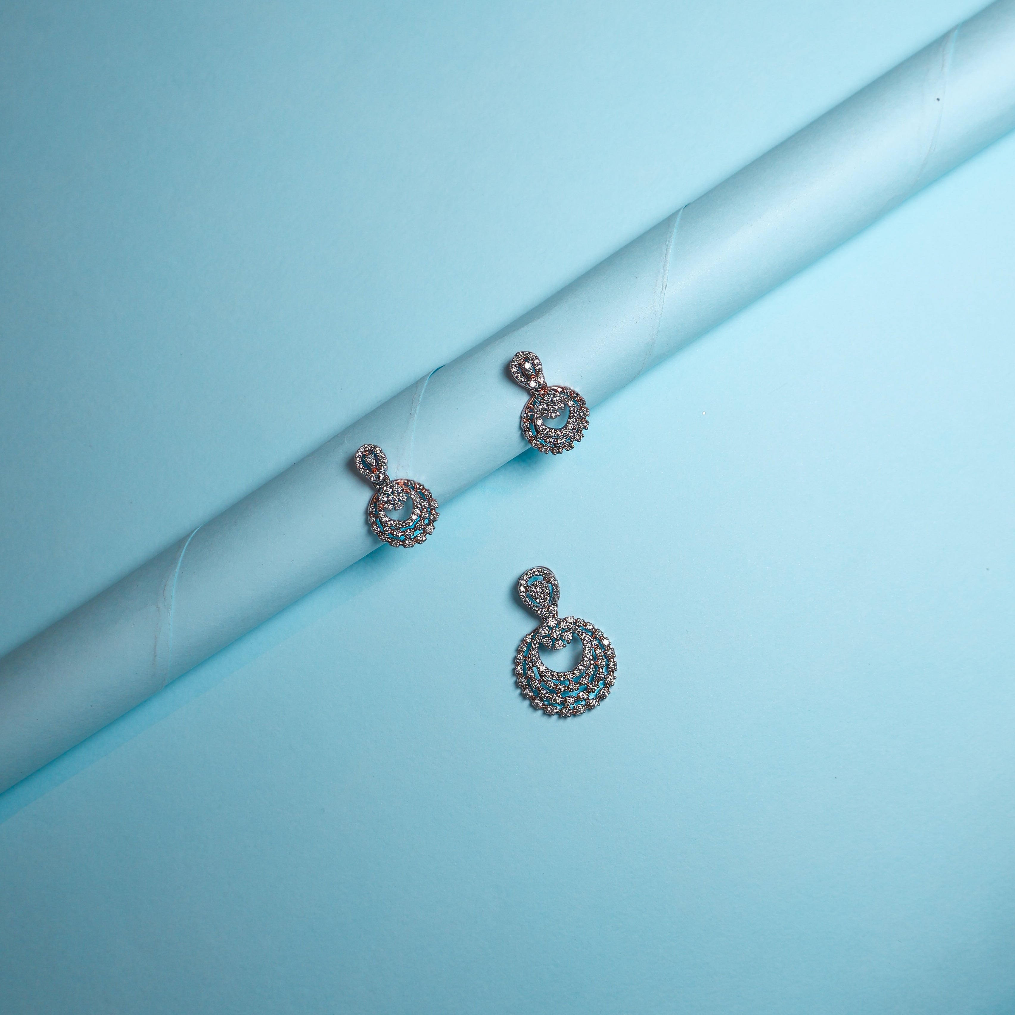 Noire Grace 925 Silver Pendant Set
