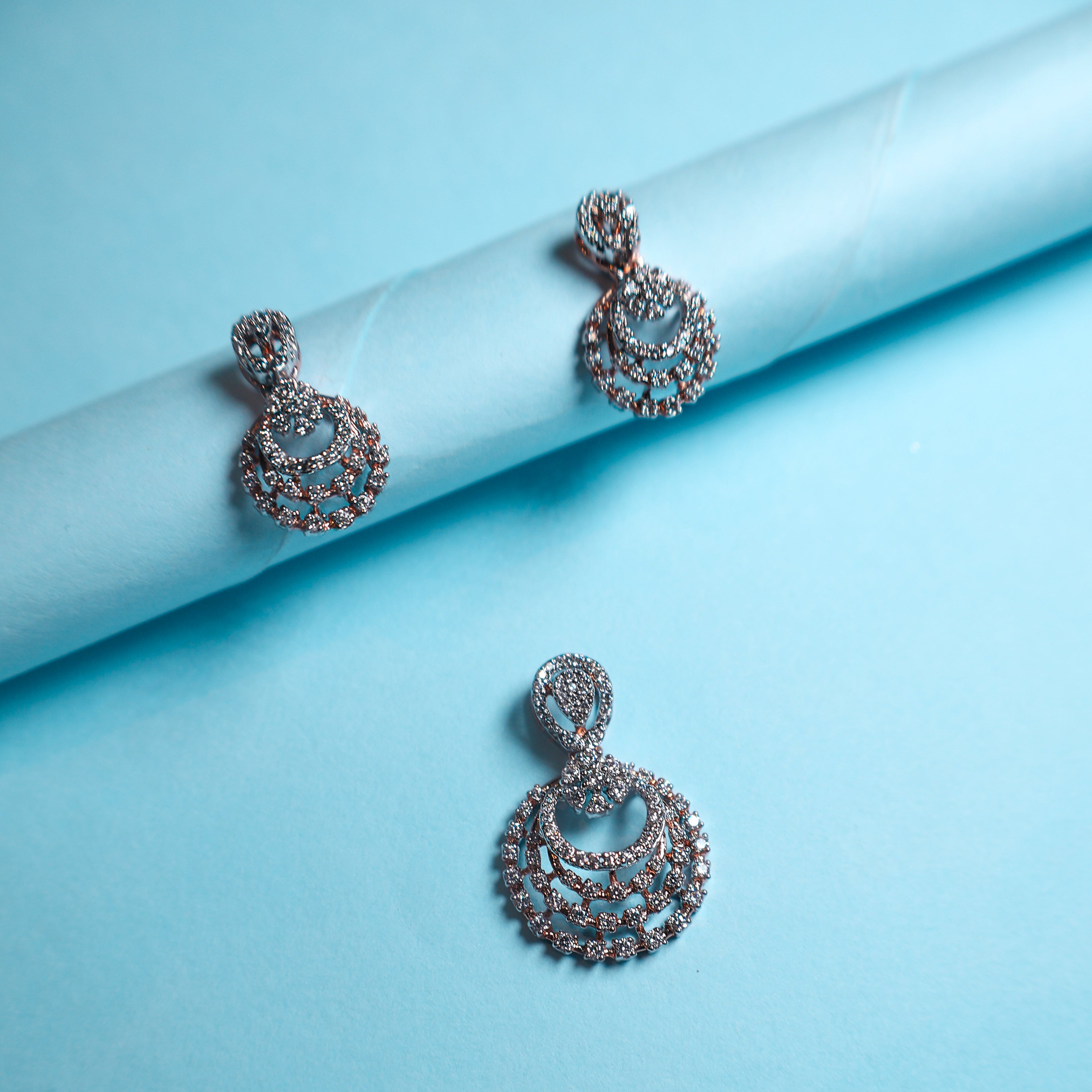 Noire Grace 925 Silver Pendant Set
