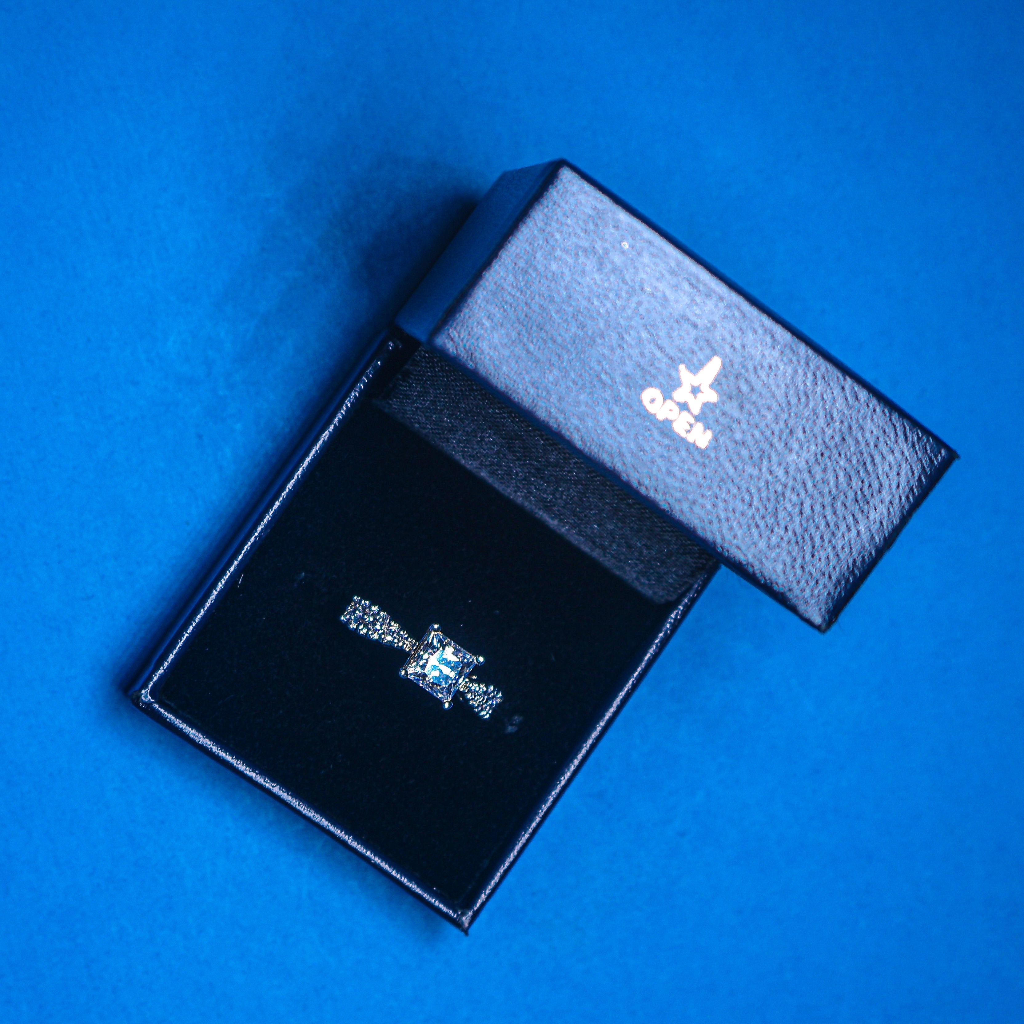 Seraphic Glow 925 Silver Ring